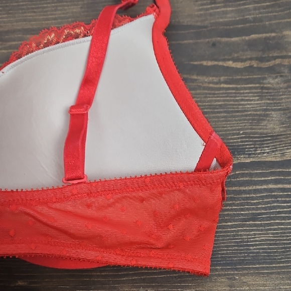 Victoria's Secret Red Push Up Bra with Lace Overlay - Size 36D - Picture 7 of 14